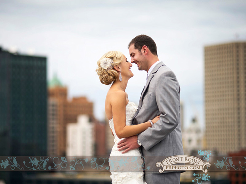 Milwaukee wedding photo by Front Room Photography; WedinMilwaukee.com